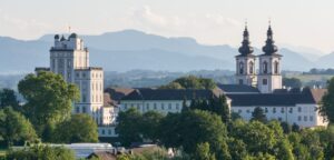 Ansicht von Kremsmünster (OÖ), vor allem auf das Stift - Bildquelle: Wikipedia