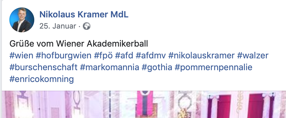 Der Burschenschafter Nikolaus Kramer facebookt 2019 vom FPÖ-Akademikerball