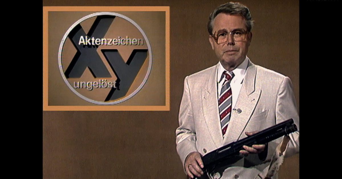 Eduard Zimmermann begann mit "Aktenzeichen XY … ungelöst" das interaktive Fernsehen (Bild: ZDF)