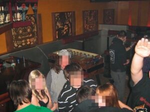 vermeintlicher Hitlergruß in der "Silvanabar" in Mariazell (©MayDay Graz)