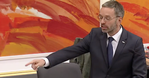 Die rechte Hand Kickls (Screenshot Nationalrat 26.9.18, ORF-TVthek)