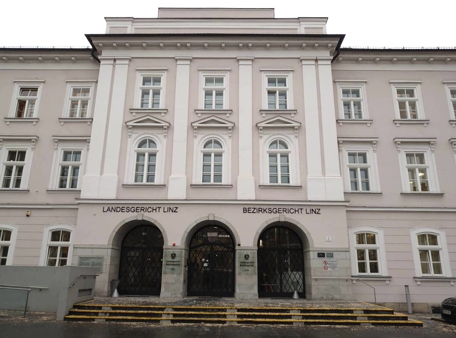 Landesgericht Linz, Gebäude (@ SdR)