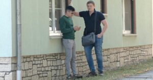 Ahrens und Sellner bei der IFS-Sommerakademie 2022 in Schnellroda (Foto: objektivost-2022, 3./4.9.22)