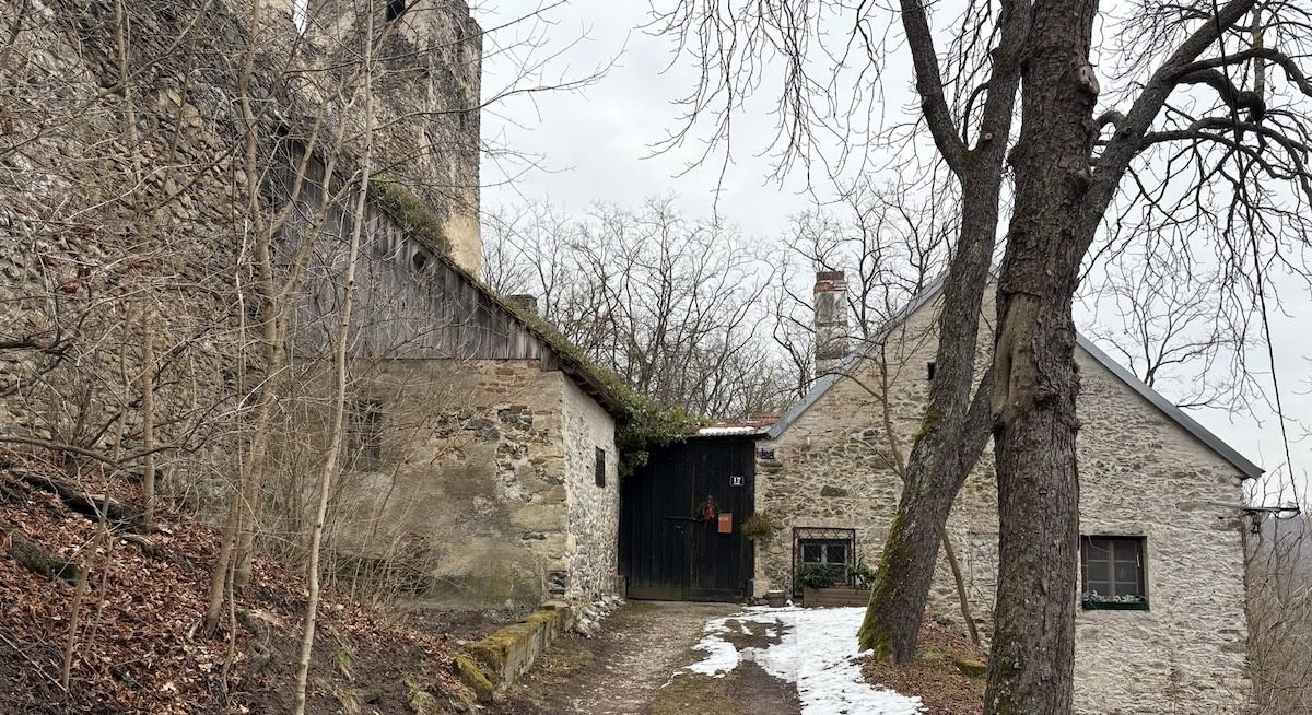 Das "Forsthaus" in Kronsegg/Langenlois – Wohnhaus der Familie Schimanek (© SdR)