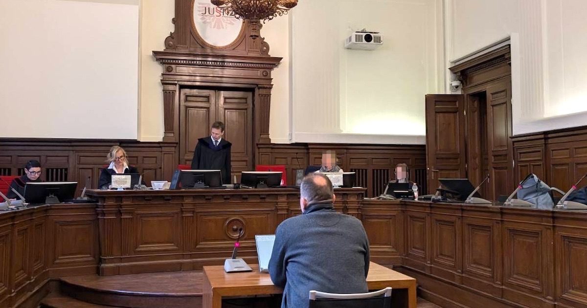 Der Neonazi-Waffendealer Erwin H. vor Gericht (© SdR)