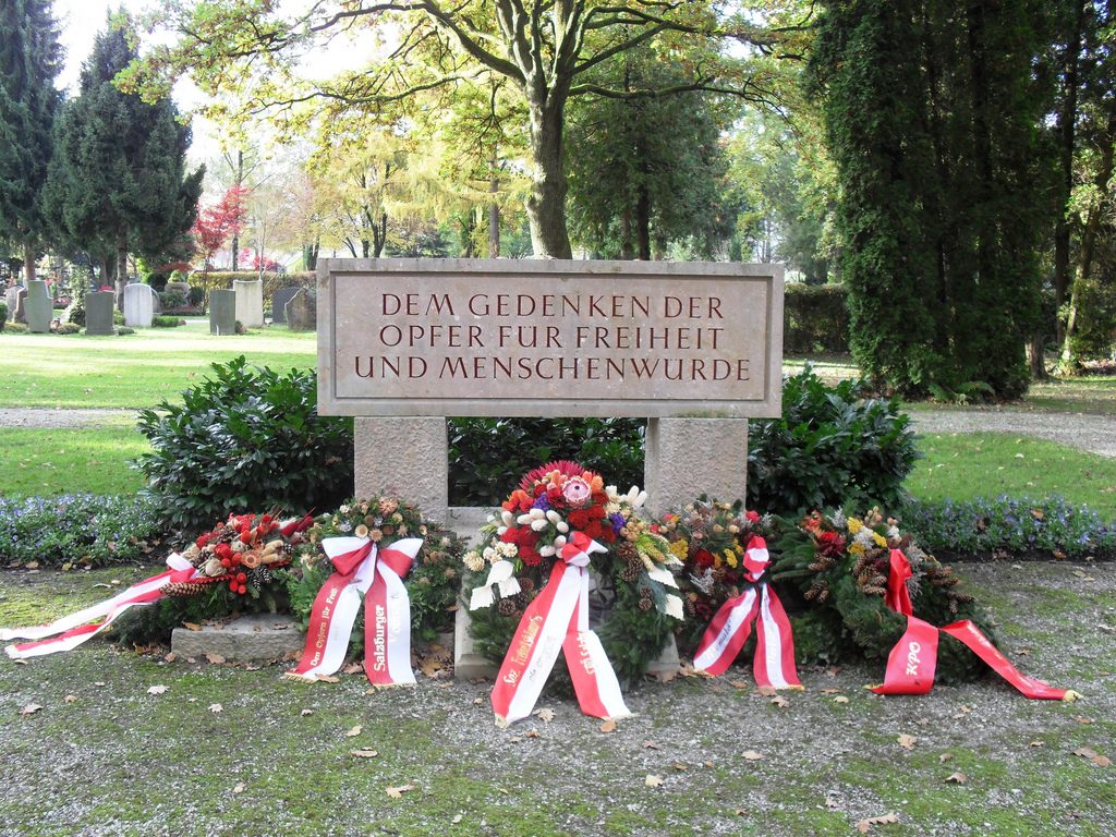 Denkmal der Opfer für Freiheit und Menschenwürde am Salzburger Kommunalfriedhof (Foto: freiheitskaempfer-salzburg.at)