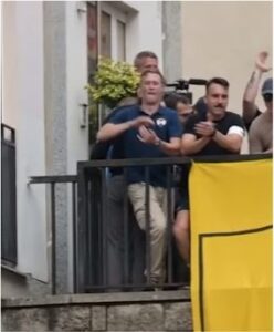 (Bildquelle: democ)