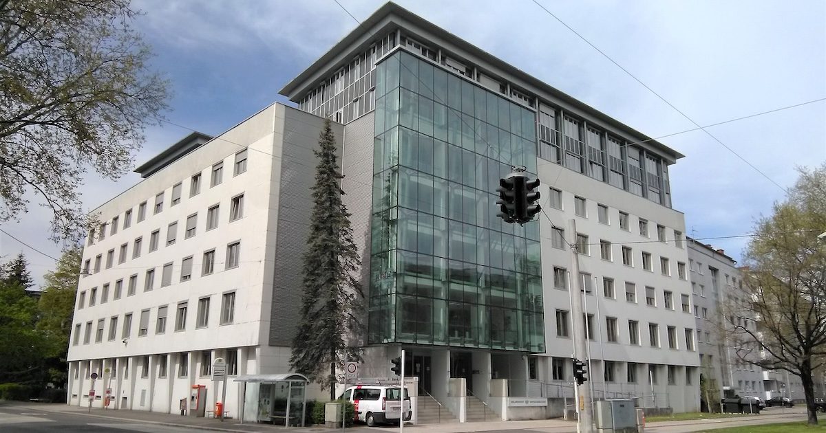 OLG Linz (Wikipedia Kiwi63)