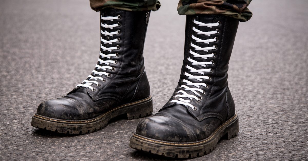 Springerstiefel (Symbolfoto; KI-generiert)