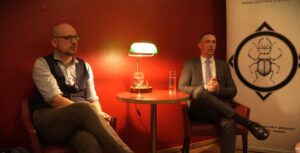 Wolfgang Droese und Simon Thiele in Steyregg (Screenshot Youtube 26.4.26)