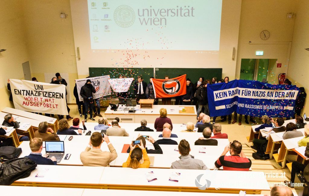 Protest bei der Vorlesung von Lothar Höbelt an der UniWien (Presseservice Wien, 3.12.19)