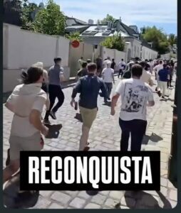 Identitäre "Reconquista" im Laufschritt durch Nussdorf (Screenshot Insta A.L.)