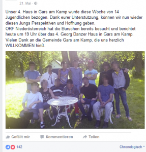 Freudiges Facebook-Posting, als die Jugendlichen samt Betreuenden ins 4. Georg-Danzer-Haus einziehen konnten...