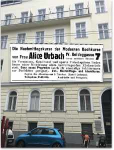 Haus Goldeggasse 7 heute mit Inserat Kochkurse Urbach (Neue Freie Presse 1.10.1932)