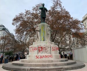 Lueger-Denkmal Schande (Dezember 2021; © SdR)