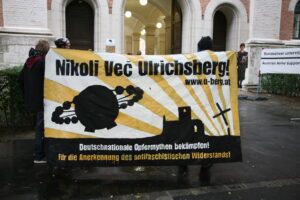 Presseaktion 15.09.08 vor dem Verteidigungsministerium gegen die Teilnahme des Bundesheers am Ulrichsbergtreffen (© u-berg.at)