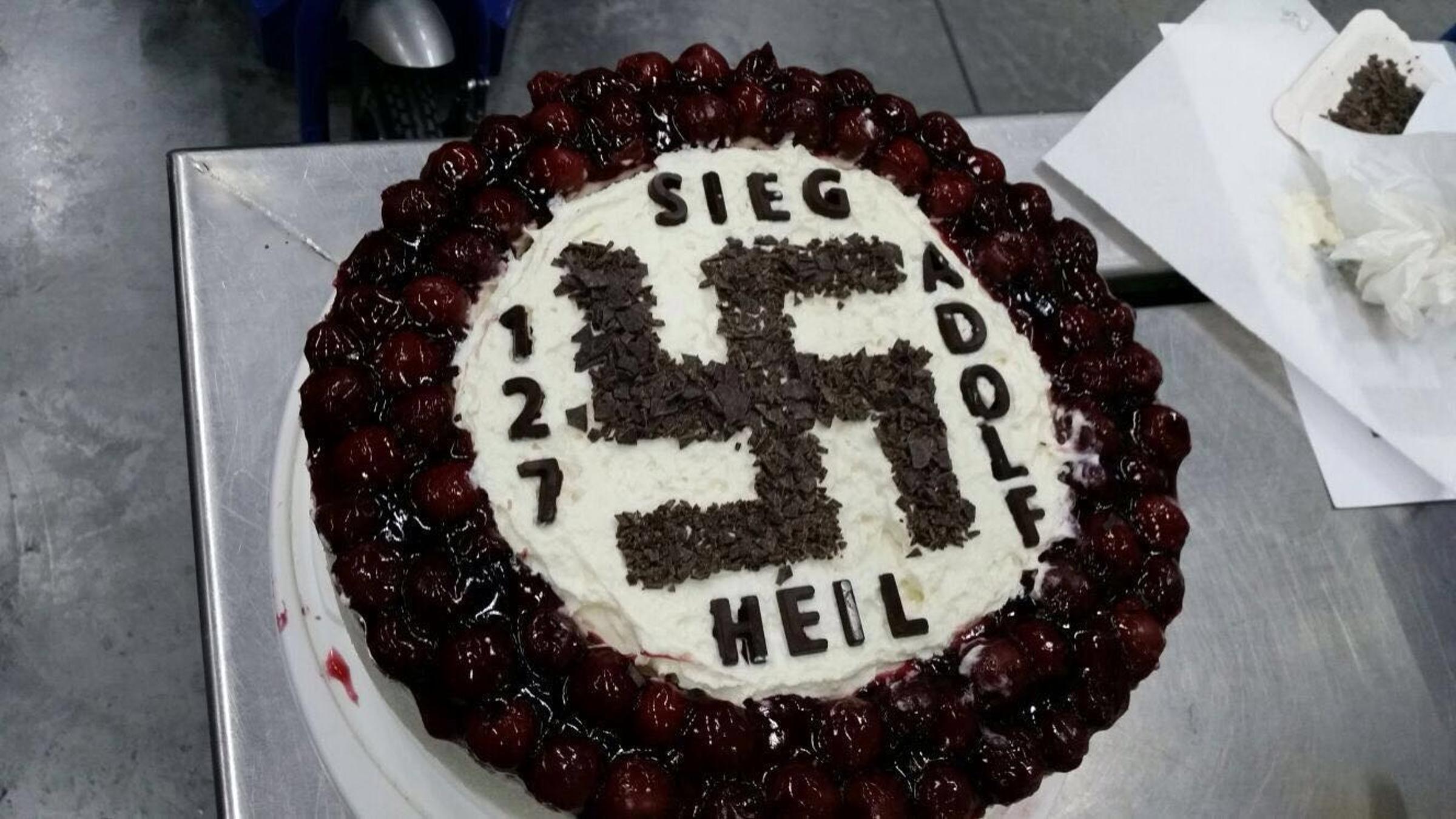 Hitlertorte (https://www.echo24.de/region/das-droht-dem-besitzer-der-nazitorte-6365487.html)