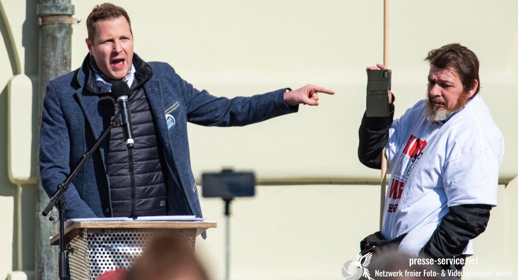 FPÖ-Generalsekretär Michael Schnedlitz bei Auftaktkundgebung am Heldenplatz am 6.3.21 (Foto: Presse Service Wien)